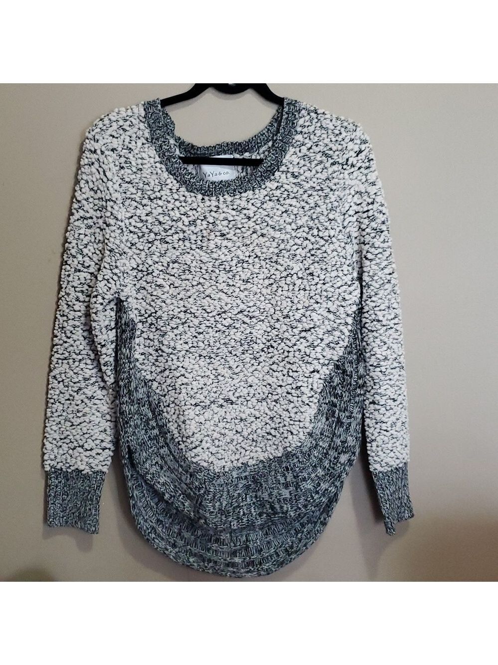 Ya Ya & co sweater size medium/large